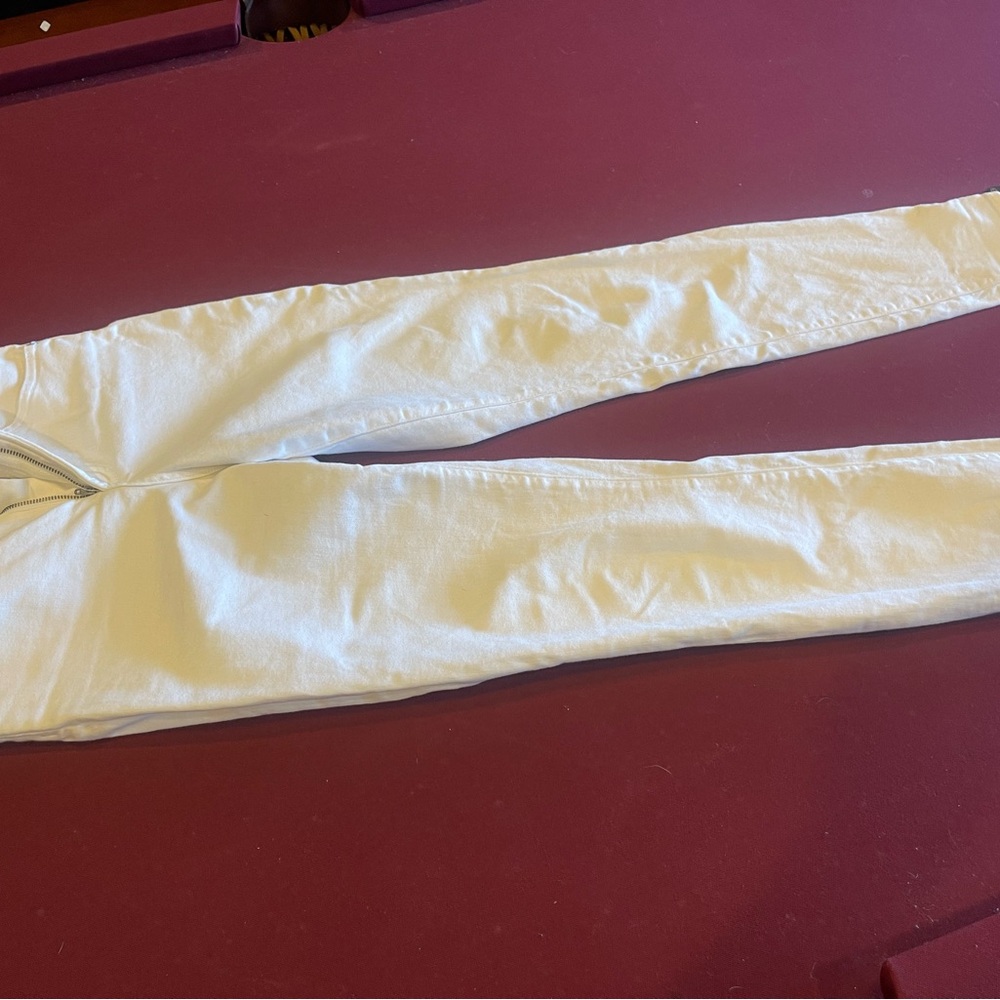crown & ivy Cream Skinny Pants
